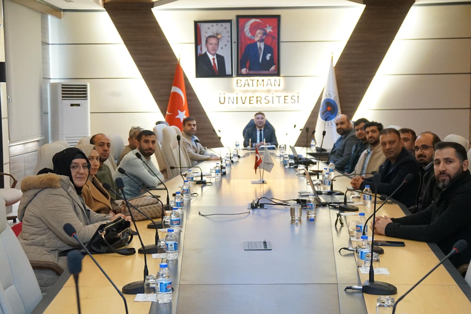 Rektör Demir, Bilgisayar Bölümü Öğretim elemanlarıyla buluştu