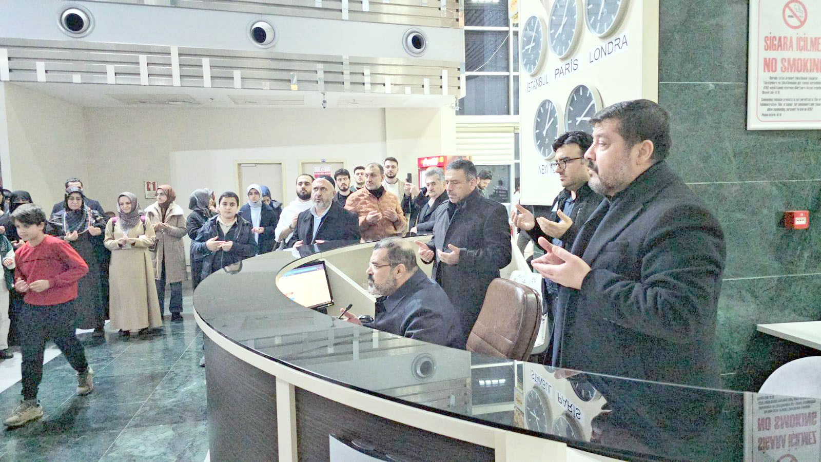 189 kişilik Umreci kafilesi dualarla uğurlandı