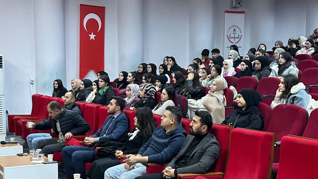 Kozluk’ta Üniversiteye hazırlık öğrencilerine hedef belirleme ve motivasyon etkinliği