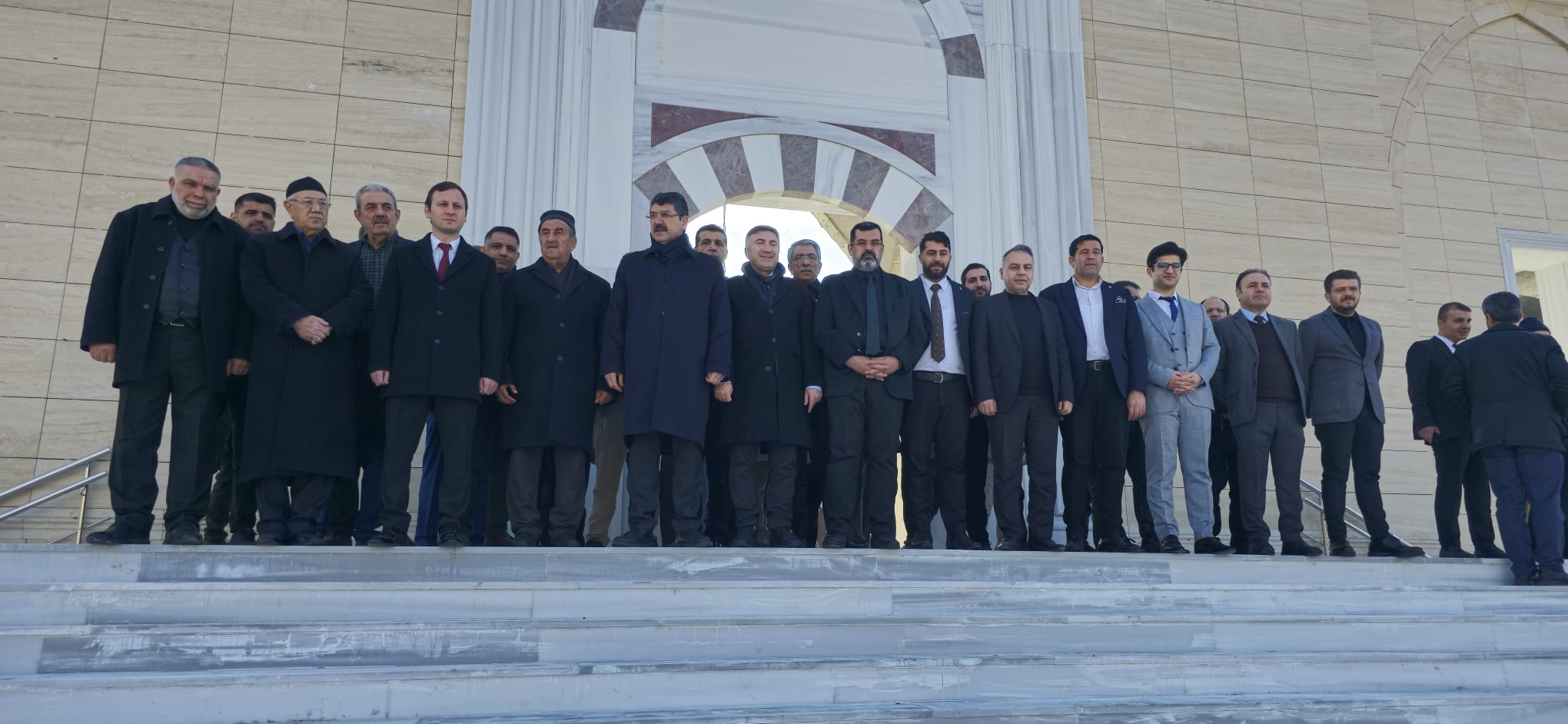 Üniversite Camii inşaatında inceleme yapıldı