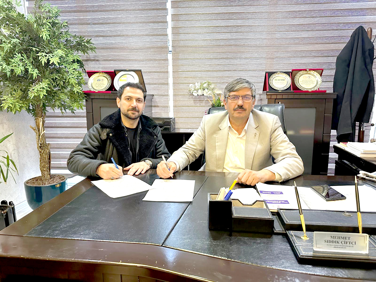 Başkan Çiftçi’den Esnafa İndirimli Sağlık Hizmeti