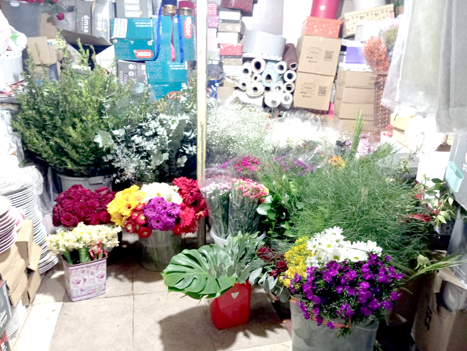 Çiçekçilerin 14 Şubat Mesaisi Başladı