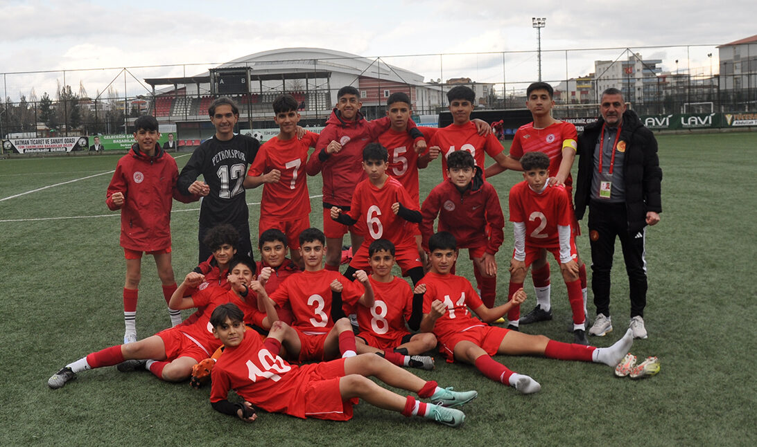 Batman Petrolspor U14 Takımı Şampiyonluğa göz kırptı
