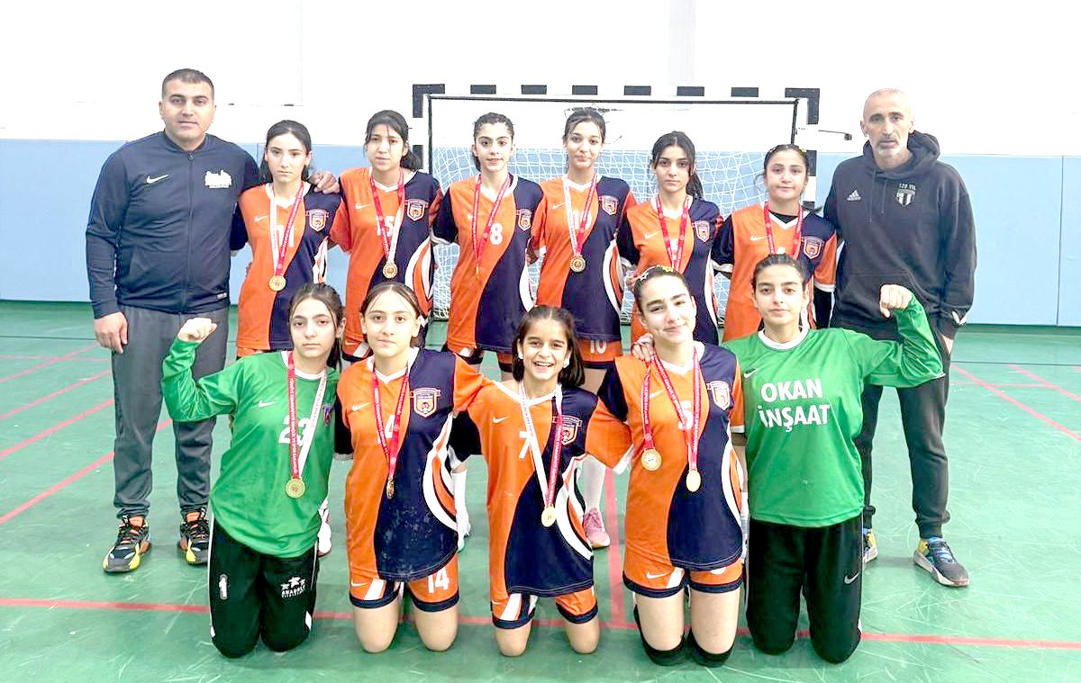 Yıldız Hentbolcular Türkiye finalinde