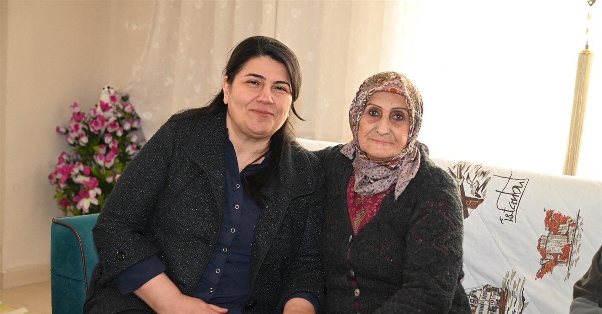 Bayan Canalp’tan aile ziyareti