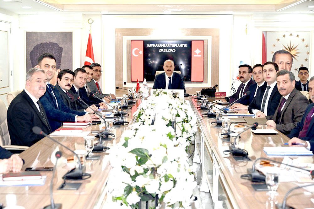 Kaymakamlar Toplantısı Vali Canalp Başkanlığında gerçekleştirildi