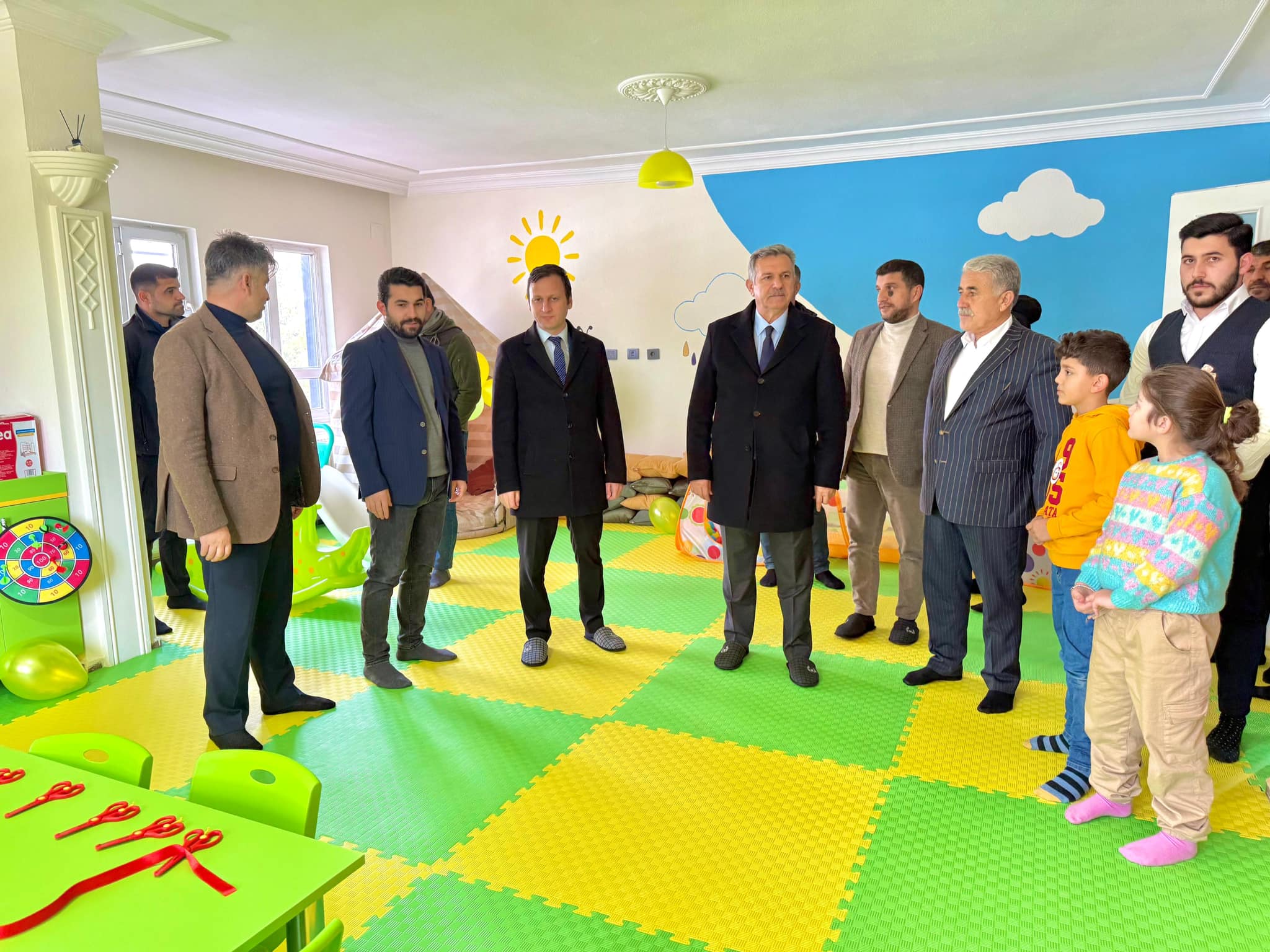 Kozluk’ta Nuyo Çocuk Gelişimi ve Oyun Evi açıldı