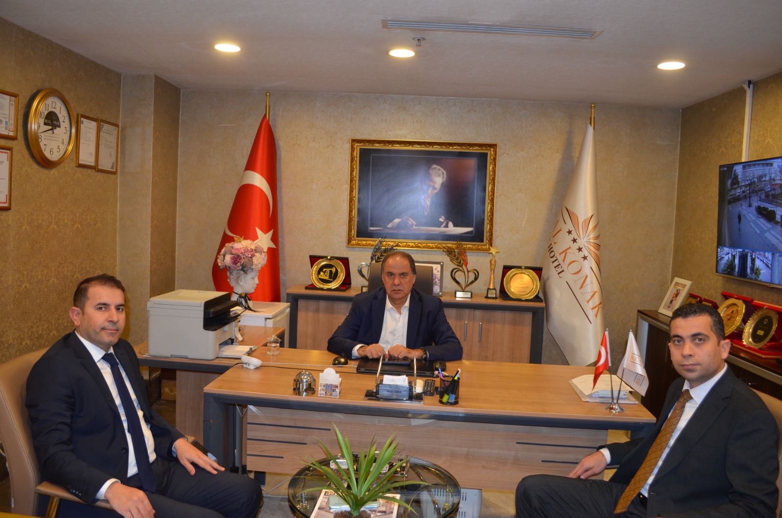 Batman SGK İl Müdürü Naif Gümüş’ten Real Konak Hotel’e Ziyaret