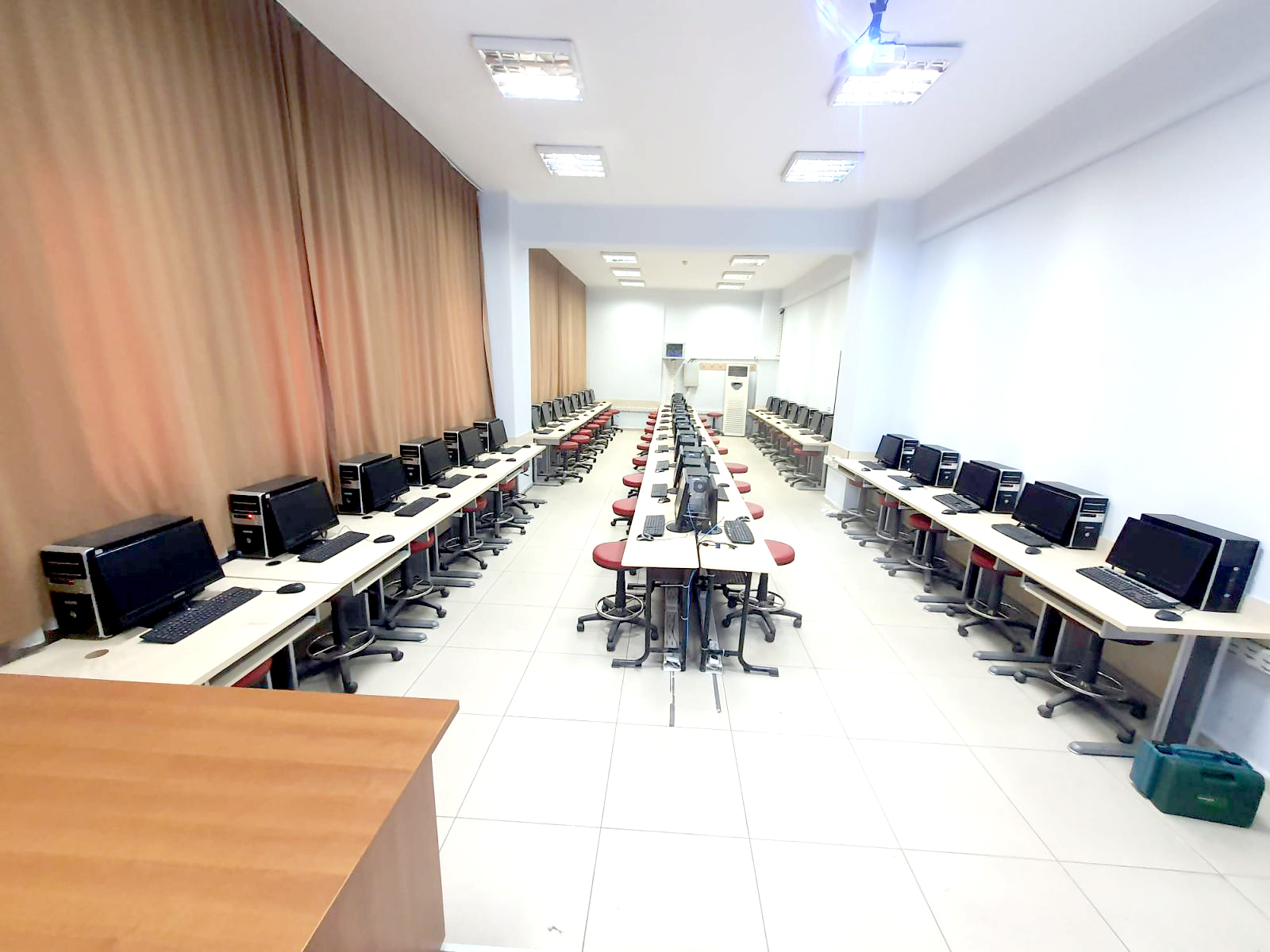 Batman Üniversitesi’nden Bilişim Teknolojilerinde Büyük Tasarruf