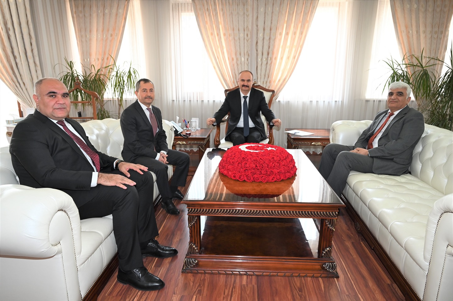 Orman Bölge Müdürlerinden Vali Canalp’e ziyaret