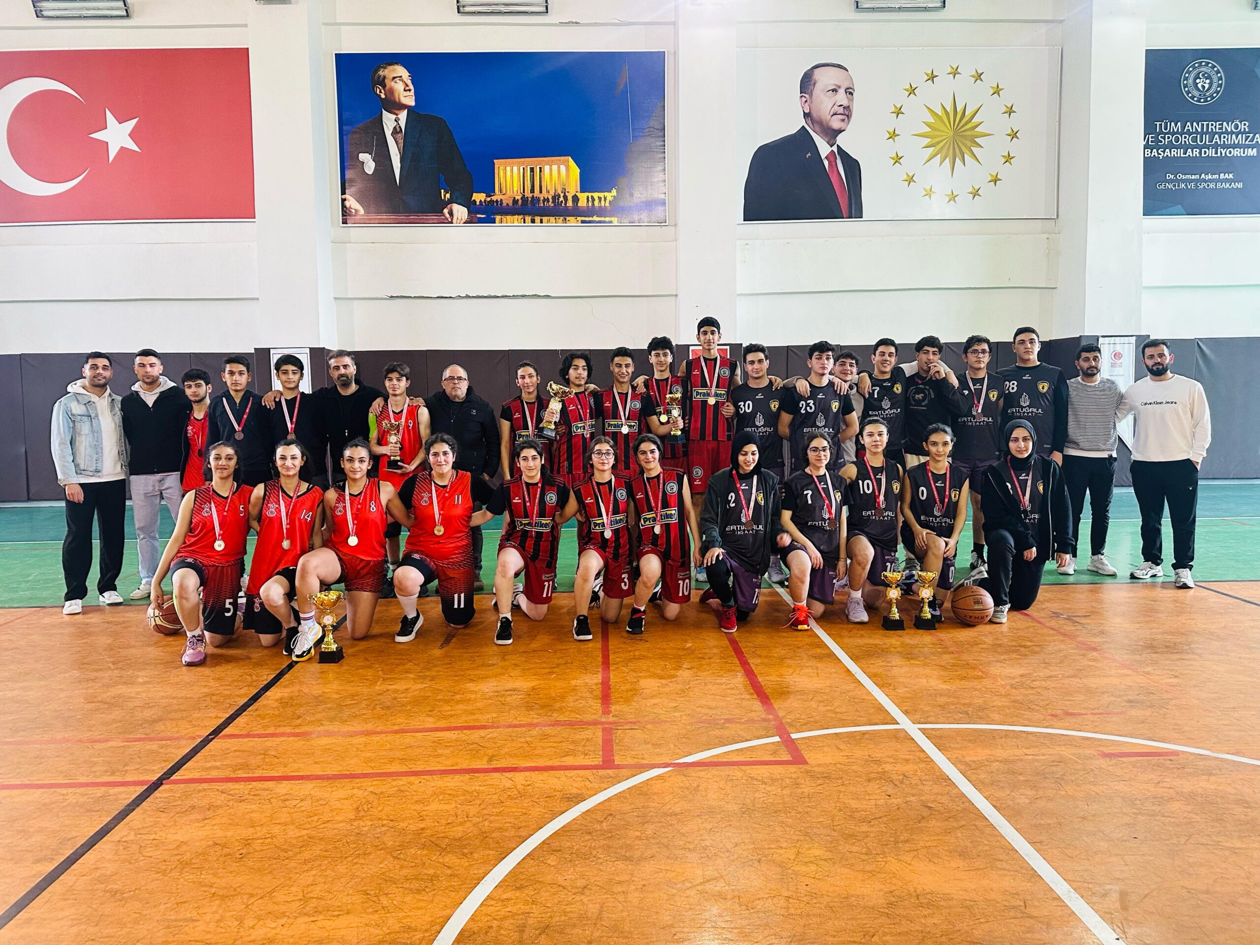 Gençler A erkek ve kız 3X3 basketbol şampiyonasında il birincileri belli oldu