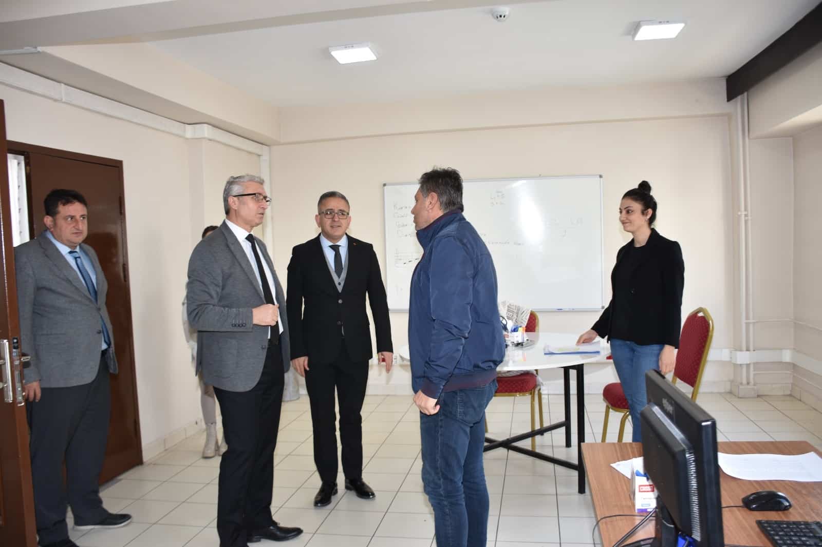 Ölçme Değerlendirme Merkezi’ni Ziyaret Etti