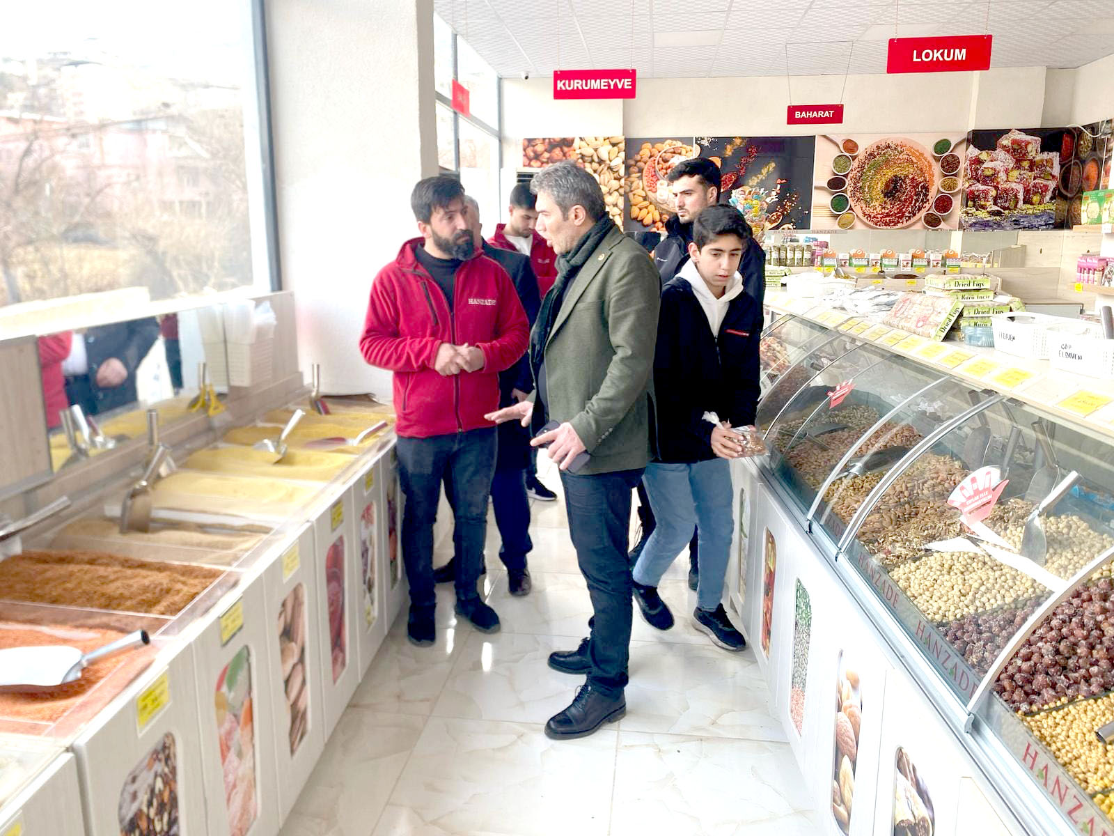 Yeni Açılan İş Yerini Ziyaret Etti