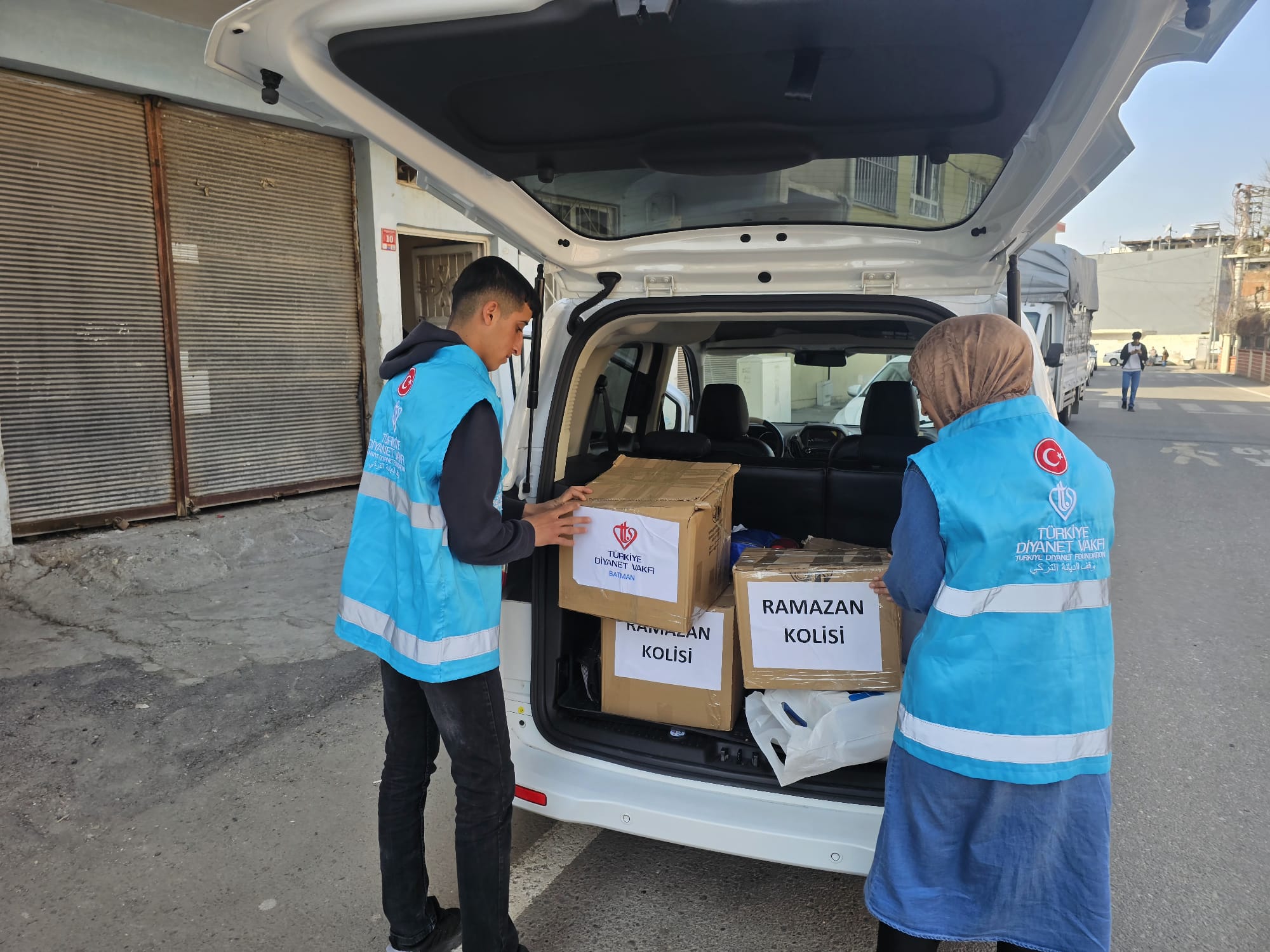 İhtiyaç Sahiplerine Yardım Ulaştırıldı