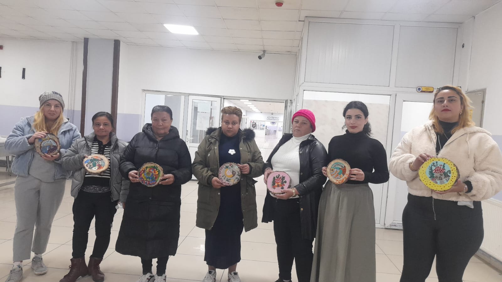 Engelsiz Bireylerden Ahşap Boyama Atölyesi Etkinliği