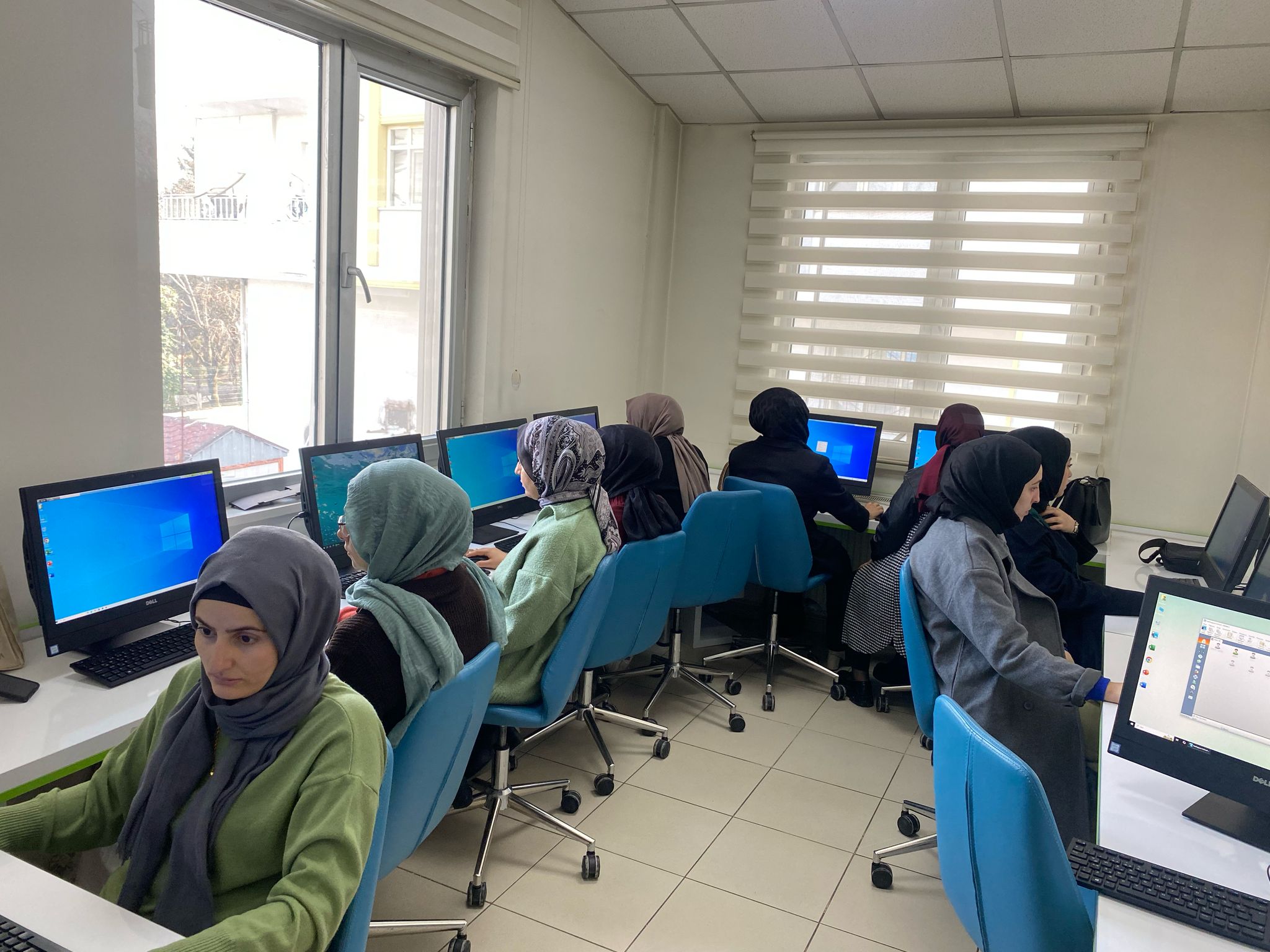 SYDV’den Ücretsiz Bilgisayar İşletmenliği Kursu