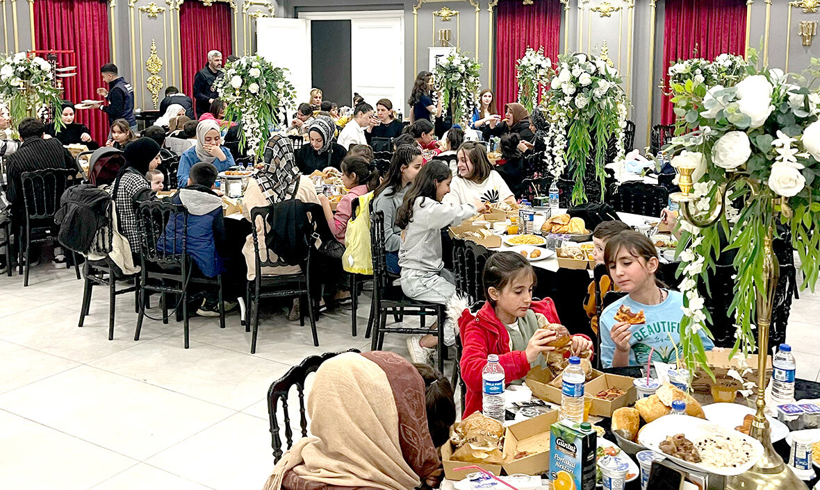 Bir Kalp Bin Umut Derneği’nden yetimler için anlamlı iftar programı