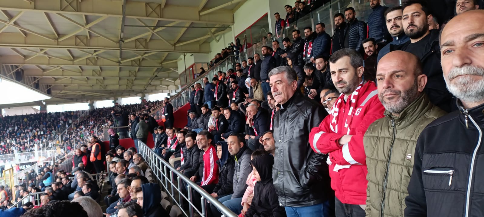 TPAO Bölge Müdürü Karataş’tan, Petrolspor’a destek