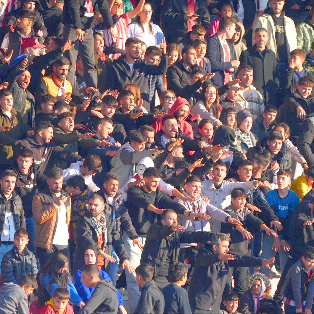 Petrolspor Tribünleri kadın taraftarlar için açılıyor