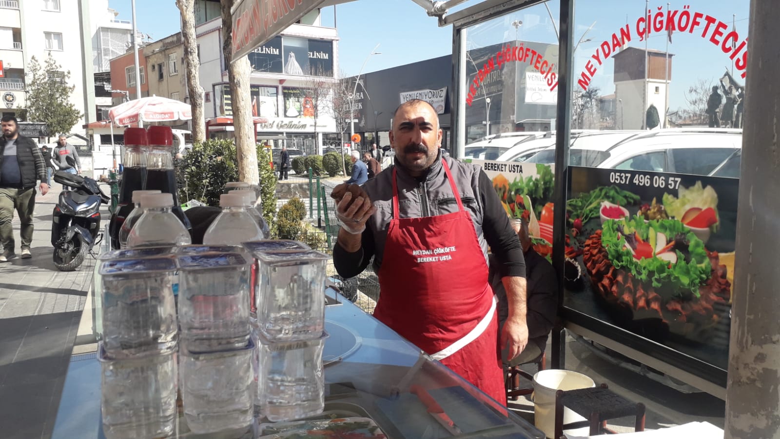 Mübarek Usta’dan Ramazan Sofralarına Lezzet Dolu İkram: Farklı Tad Çiğköfte