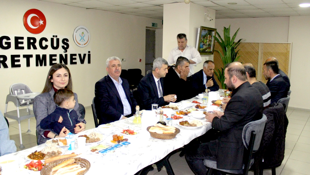 Gercüş Öğretmenevi’nde İftar Programı Düzenlendi