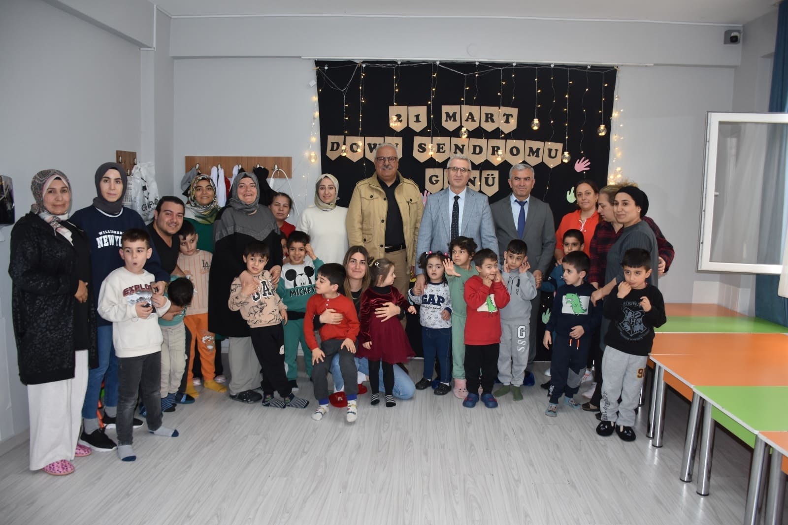 Müdür Ciğer’den özel öğrencilere anlamlı ziyaret