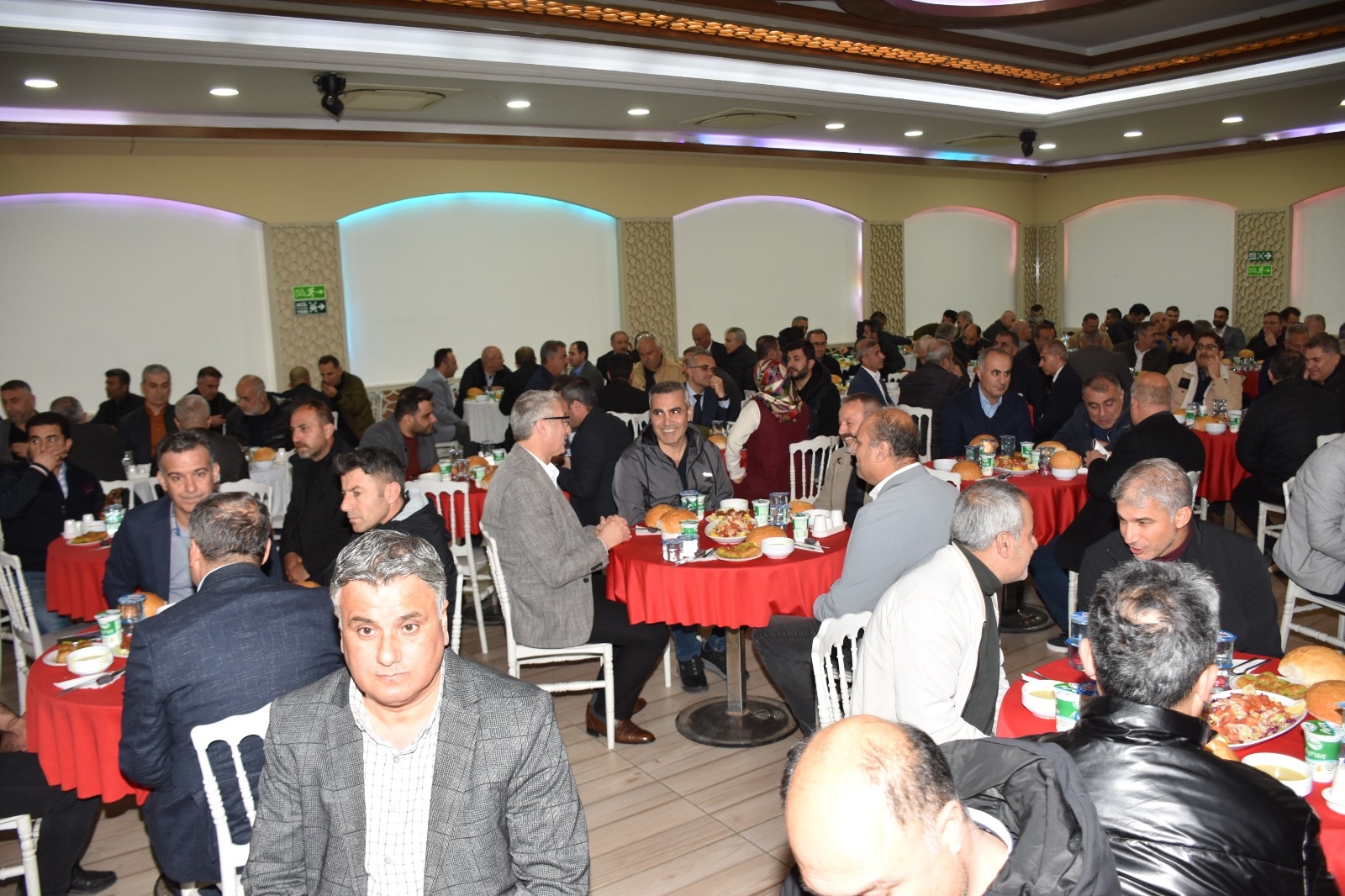 Müdür Ciğer, Okul Müdürleriyle iftar programında buluştu
