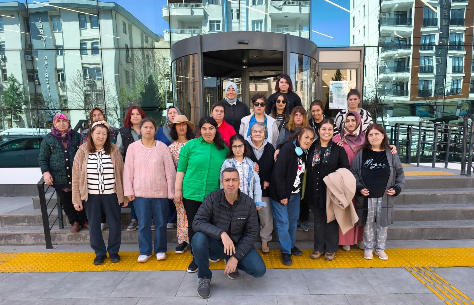 Özel Gereksinimli Bireyler kitaplarla buluştu