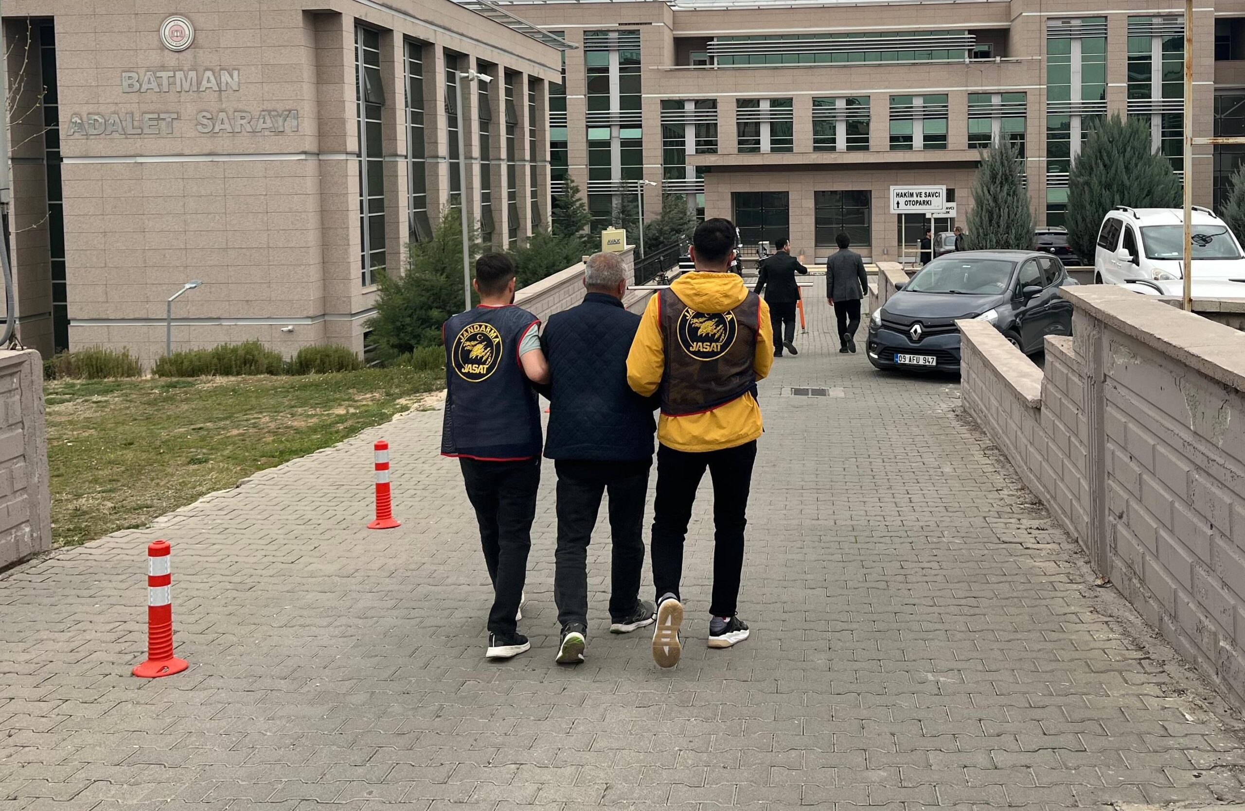 Kurum Hırsızı yakalandı! – Batman’da 15 Yıl Hapis Cezası Bulunan Şahıs Yakalandı