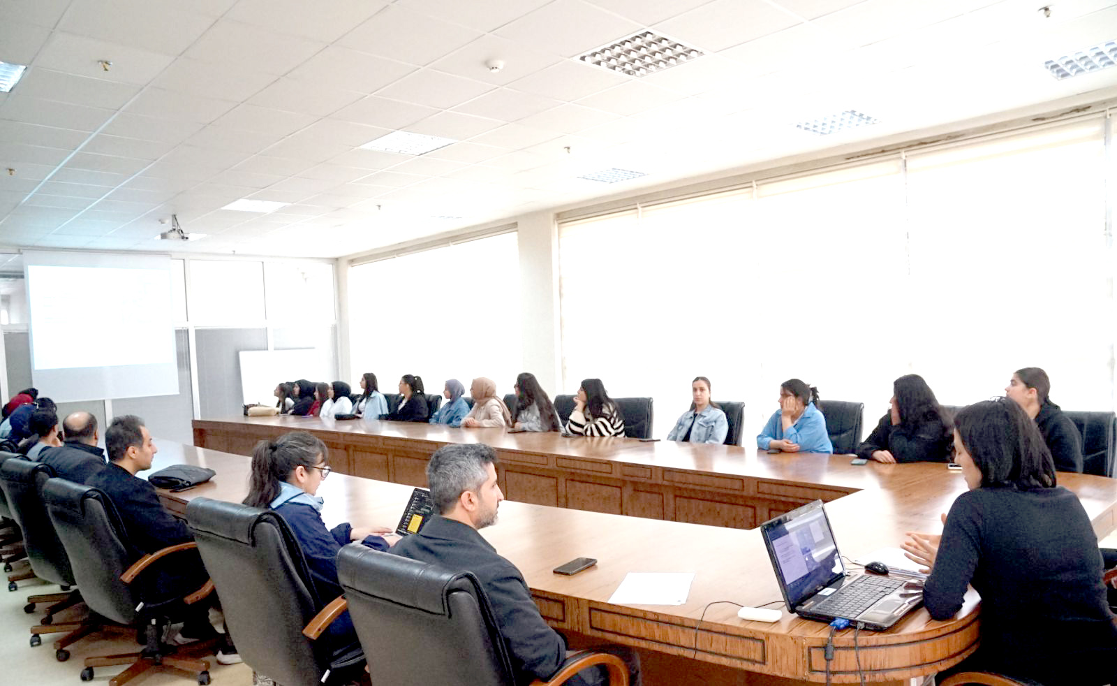 Üniversite’de Enerji Tüketimi Konferansı