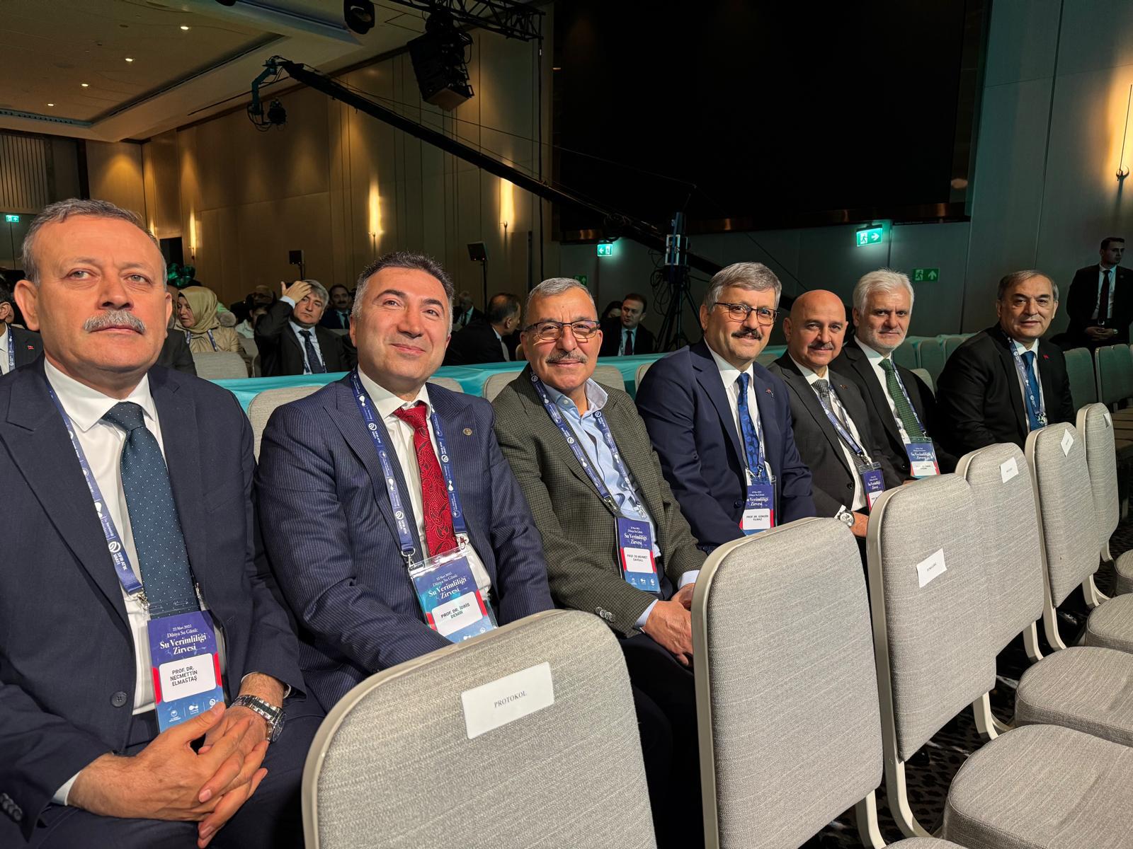 Rektör Prof. Dr. İdris Demir, Su Verimliliği Zirvesi’ne Katıldı