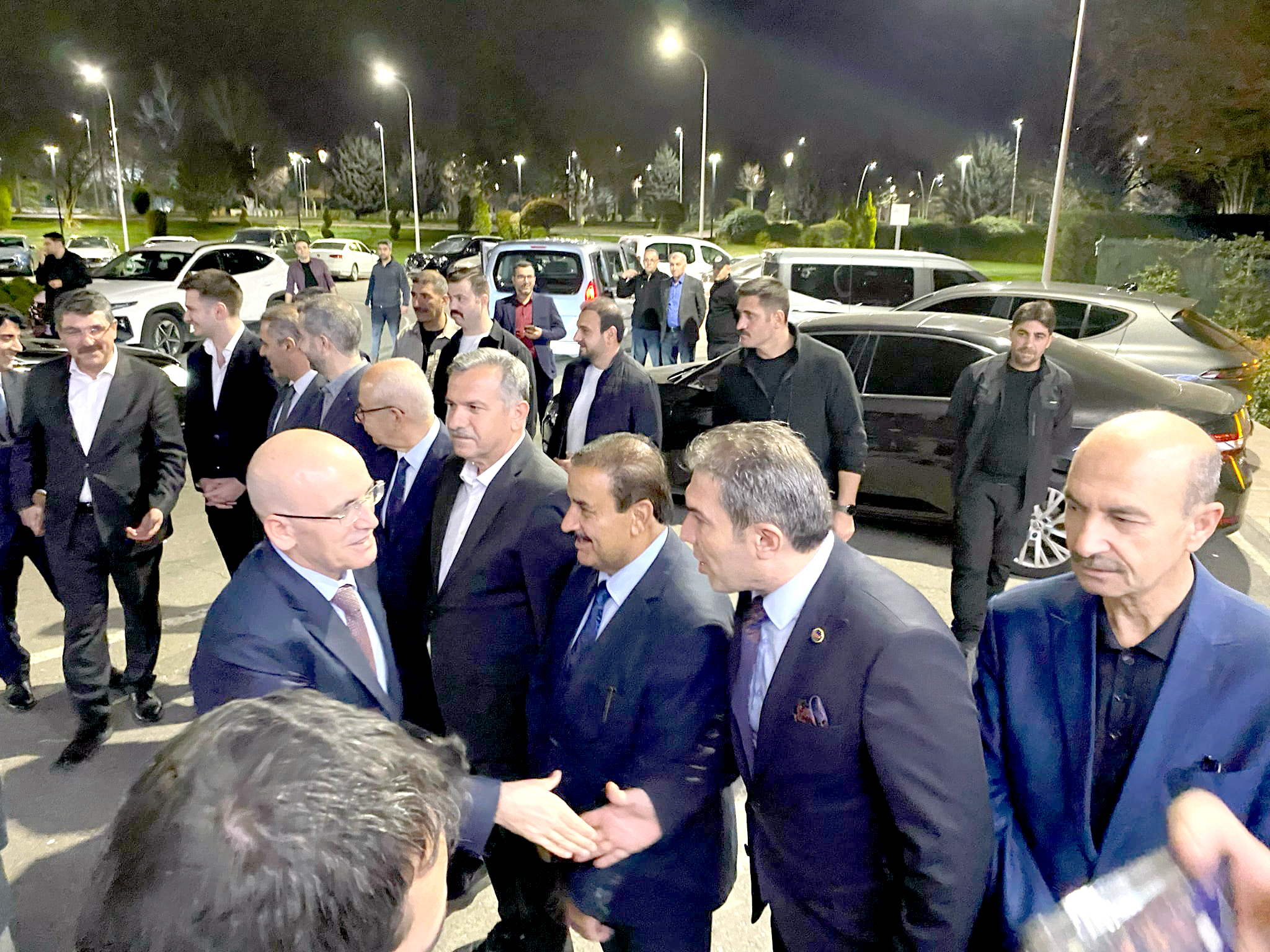 Bakan Şimşek’i Karşıladı