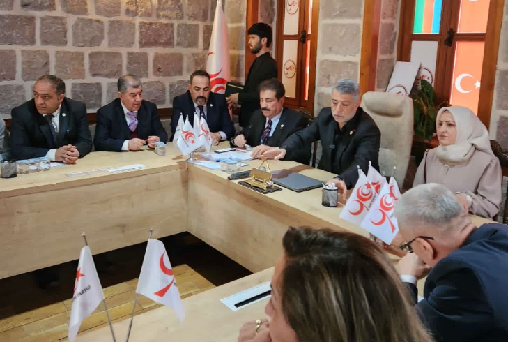 Yeni Yüzyıl Partisi Hızla Yükseliyor: İl Başkanları Toplantısında Birlik Mesajı