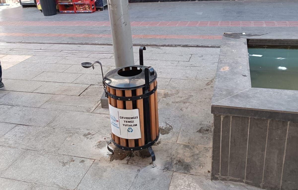 50 Ayrı Noktadaki Çöp kovaları Yenilendi