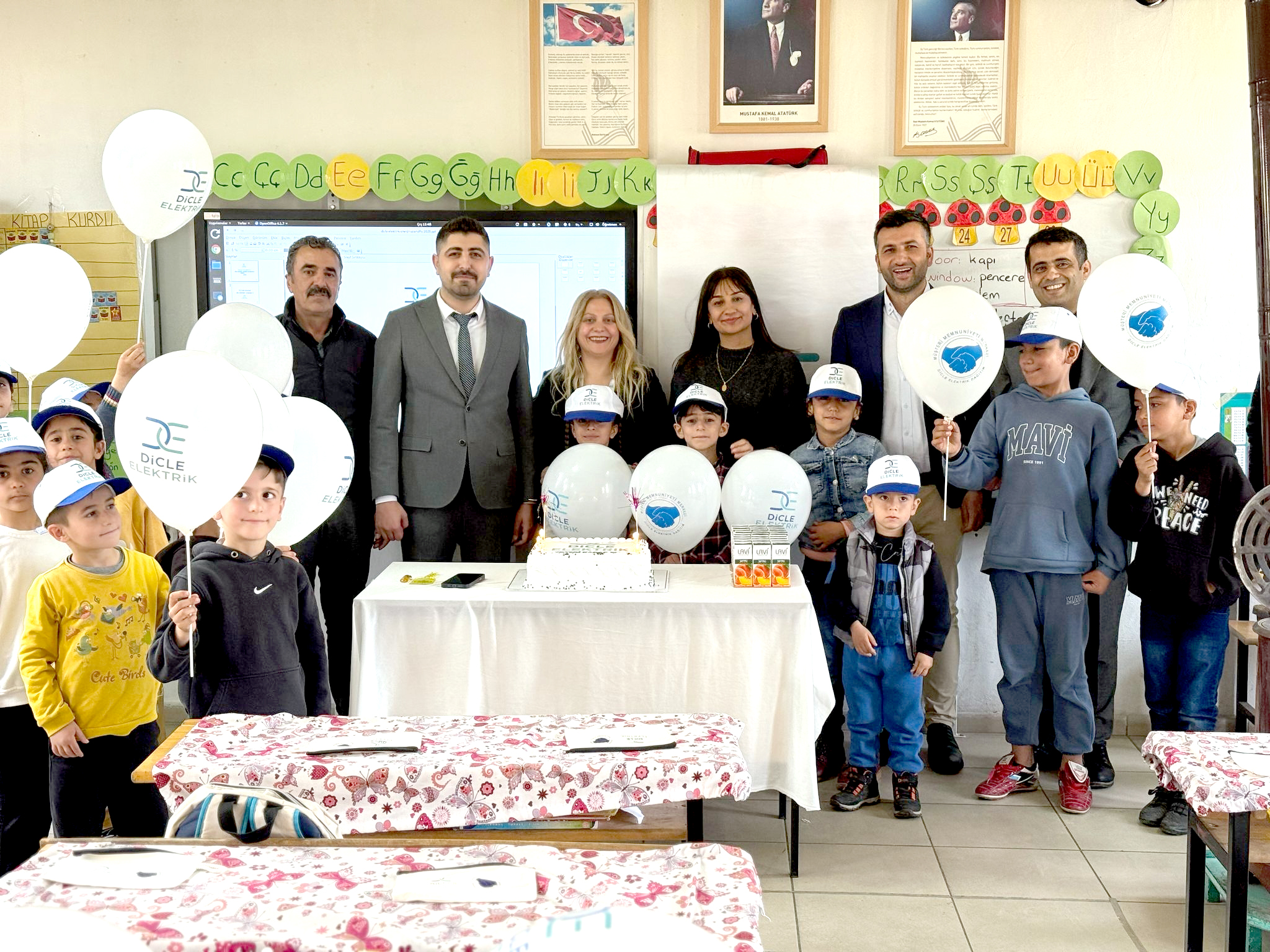 Dicle Elektrik’ten Sapanlı İlkokulu’na Ziyaret