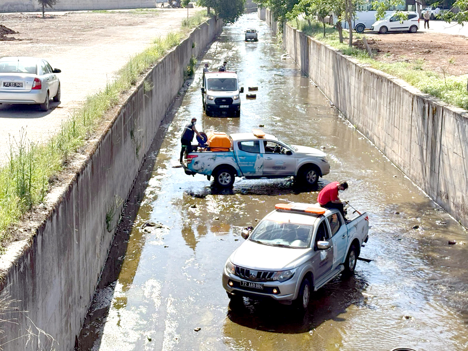 Halk ve çevre sağlığı için ilaçlama başladı