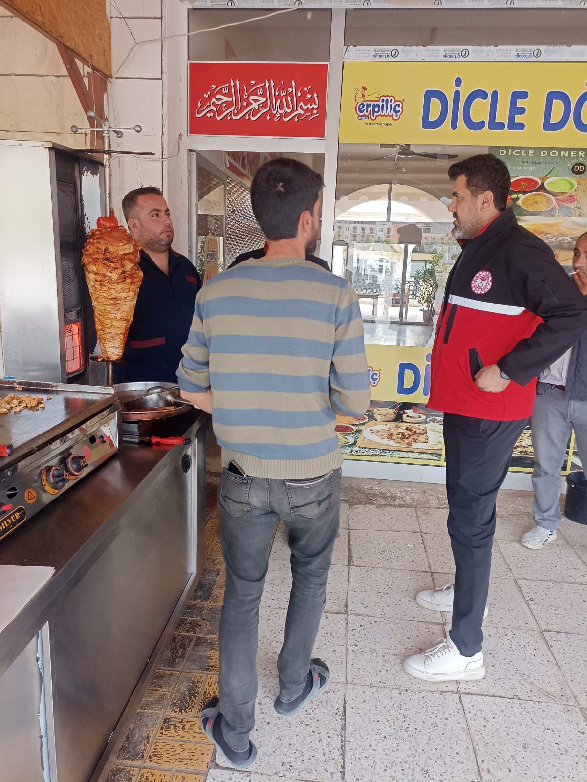 Hasankeyf’te Döner Satış Yerlerine Gıda Denetimi