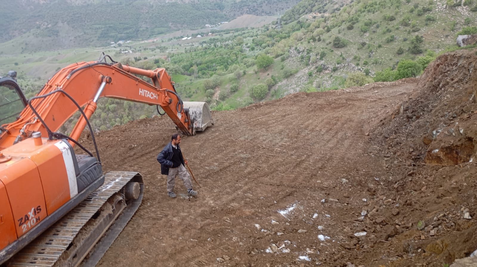 Kozluk’ta Köylerde Hizmet Seferberliği