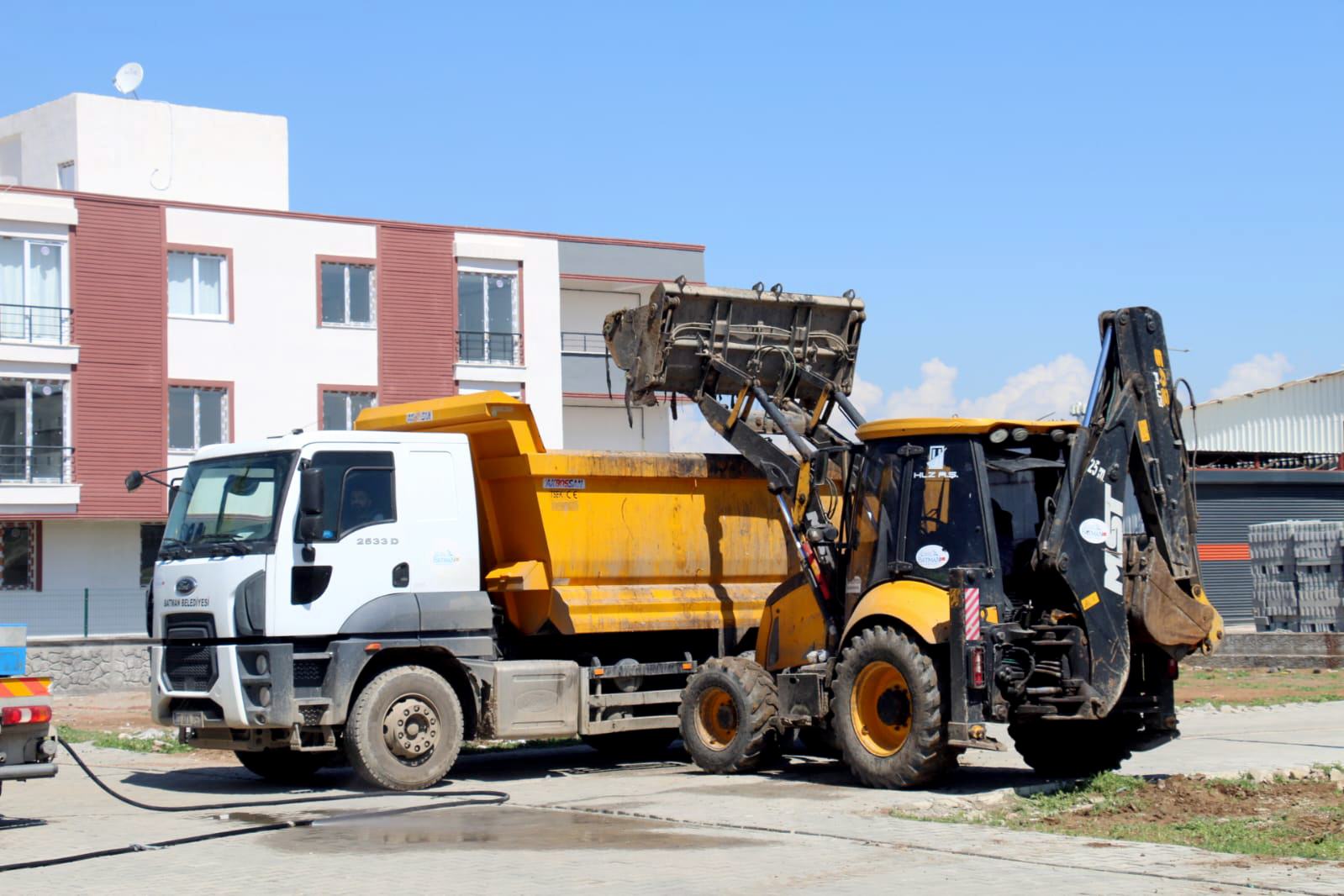 “Mahallemiz Tertemiz” Kampanyası Hilal Mahallesi’nde Başladı