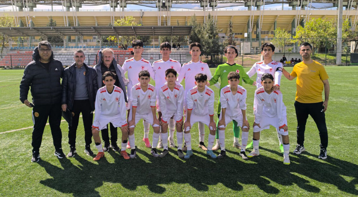 Petrolspor U14 ilk maçında galip başladı