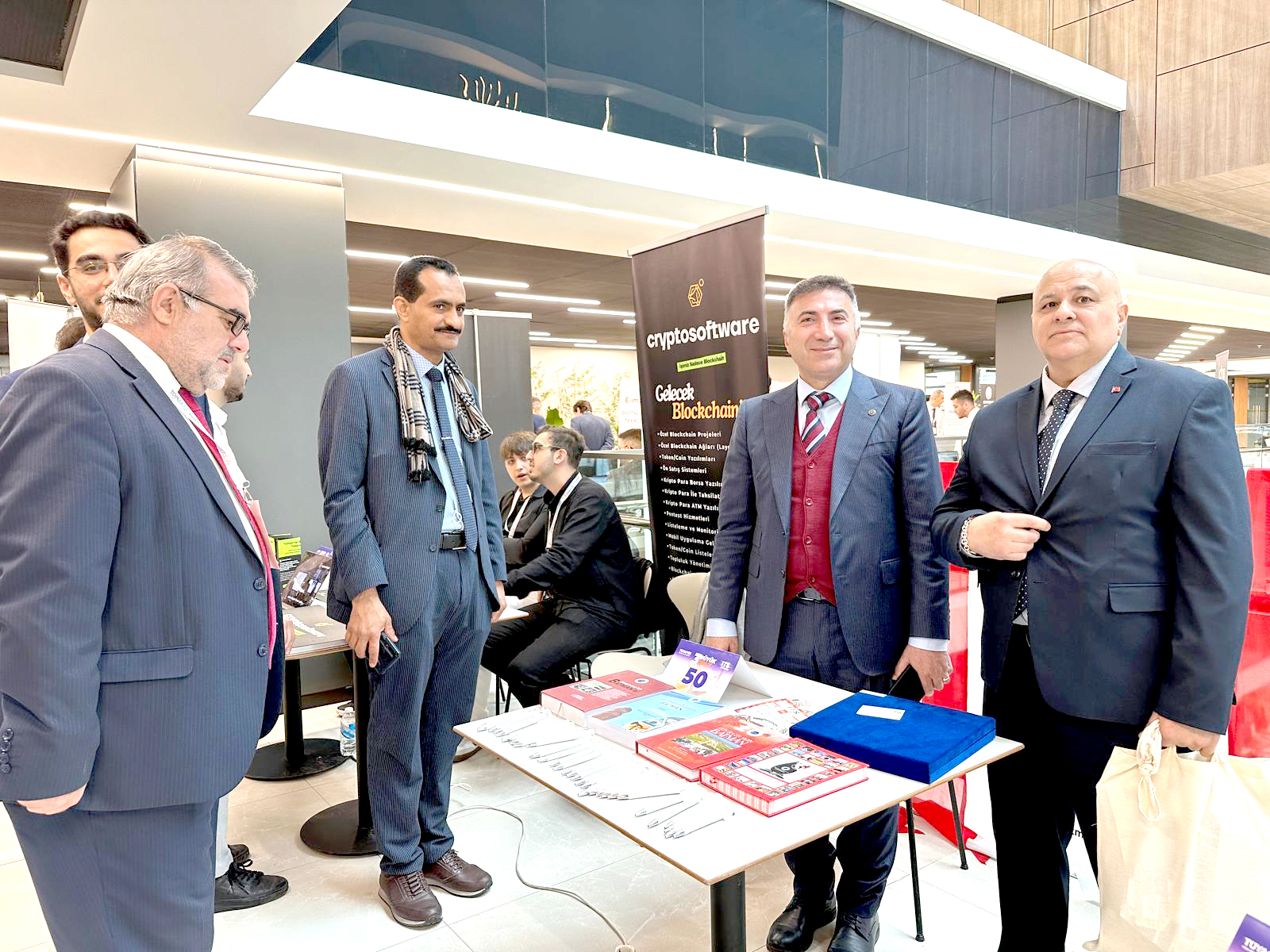 Rektör Prof. Dr. İdris Demir, Teknoloji ve Yazılım Zirvesi’nde Üniversiteyi Temsil Etti