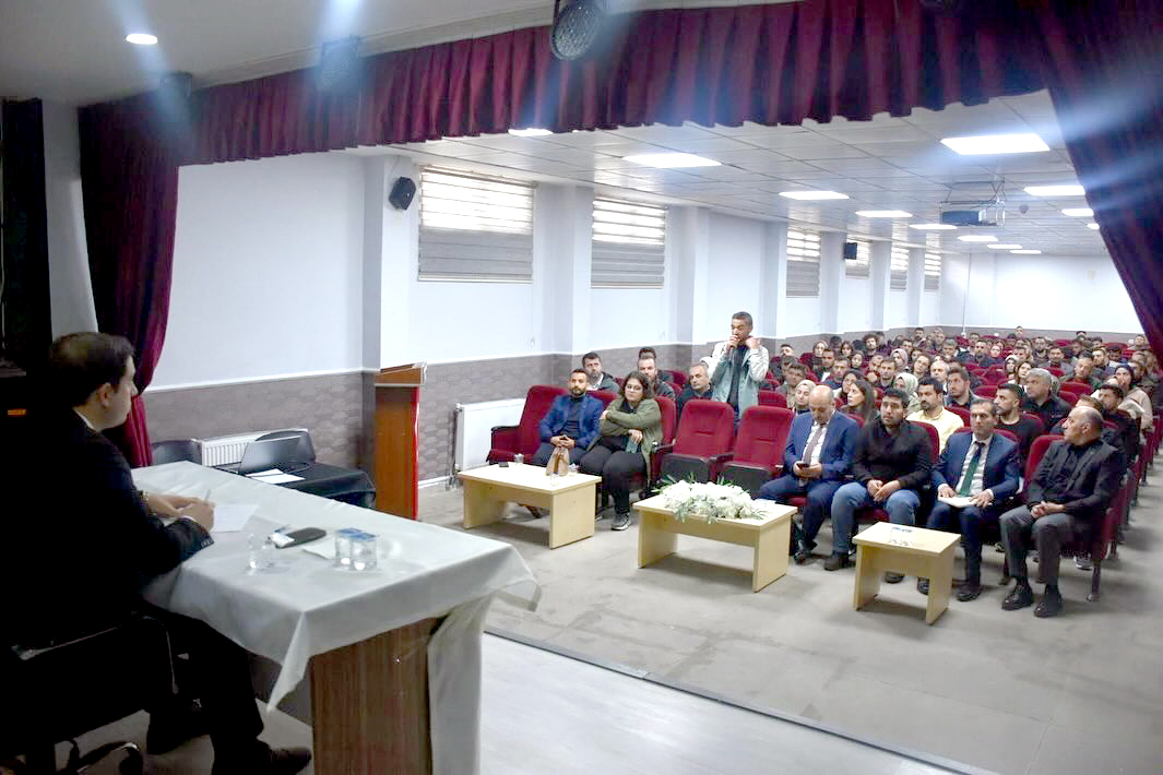 Okul Müdürleriyle İstişare Toplantısı Yapıldı