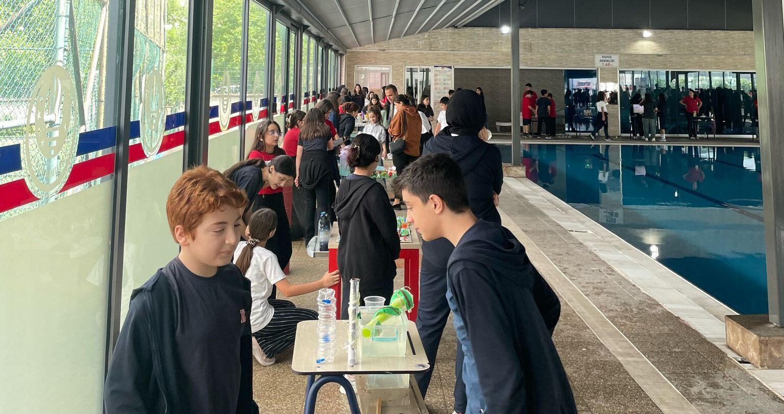 TED Koleji’nin Geleneksel Bilim Şenliği Büyük İlgi Gördü