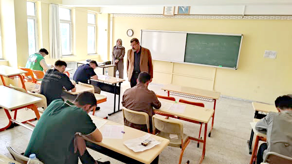 Gençler Umre İçin Yarıştı