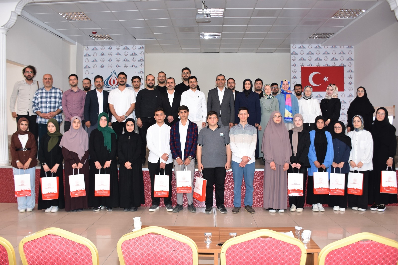 İmam Hatip Liseleri Arası 40 Hadis Ezberleme Yarışması yapıldı
