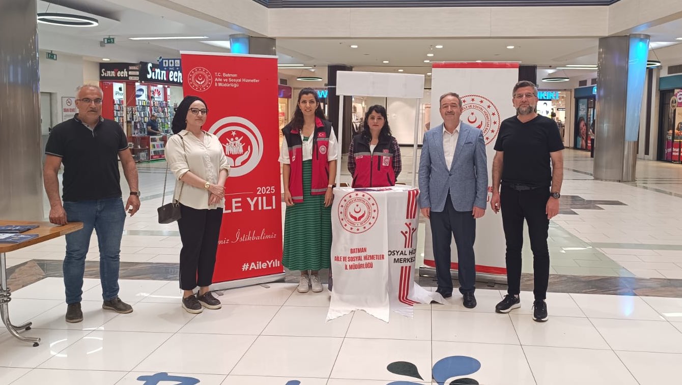 Aile Yılı Tanıtım Standı vatandaşlarla buluştu