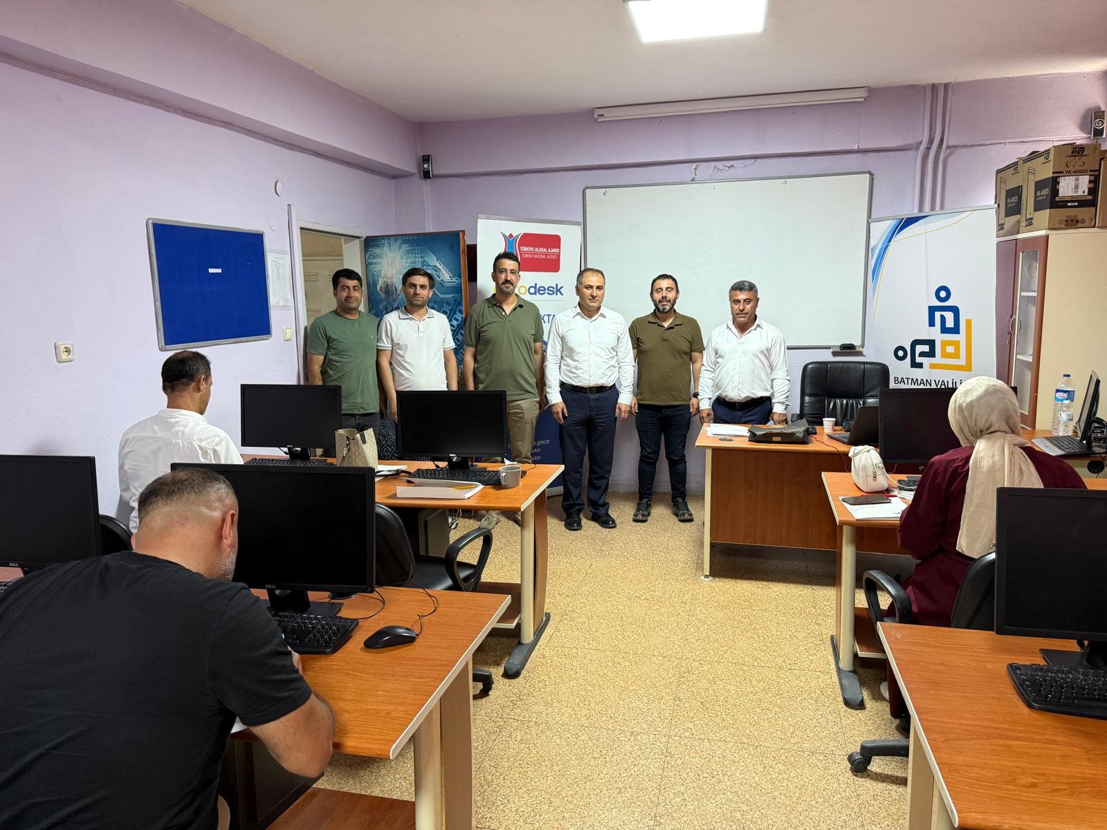 Erasmus+ Bilgilendirme Toplantısı Beşiri’de gerçekleştirildi