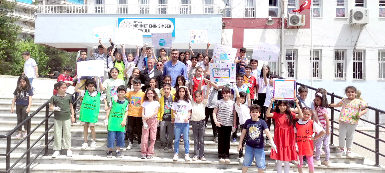 Mehmet Emin Şimşek İlkokulunda Çevre etkinliği