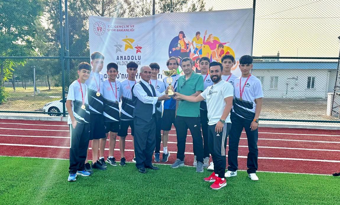 Batman, Anadolu Yıldızlar Ligi’nde Namağlup Bölge Şampiyonu Oldu