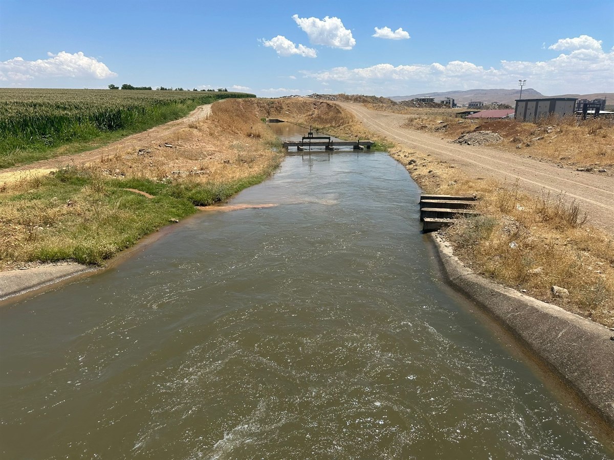 Sulama Kanallarına Su Verildi: Boğulma Tehlikesine Karşı DSİ’den Kritik Uyarılar